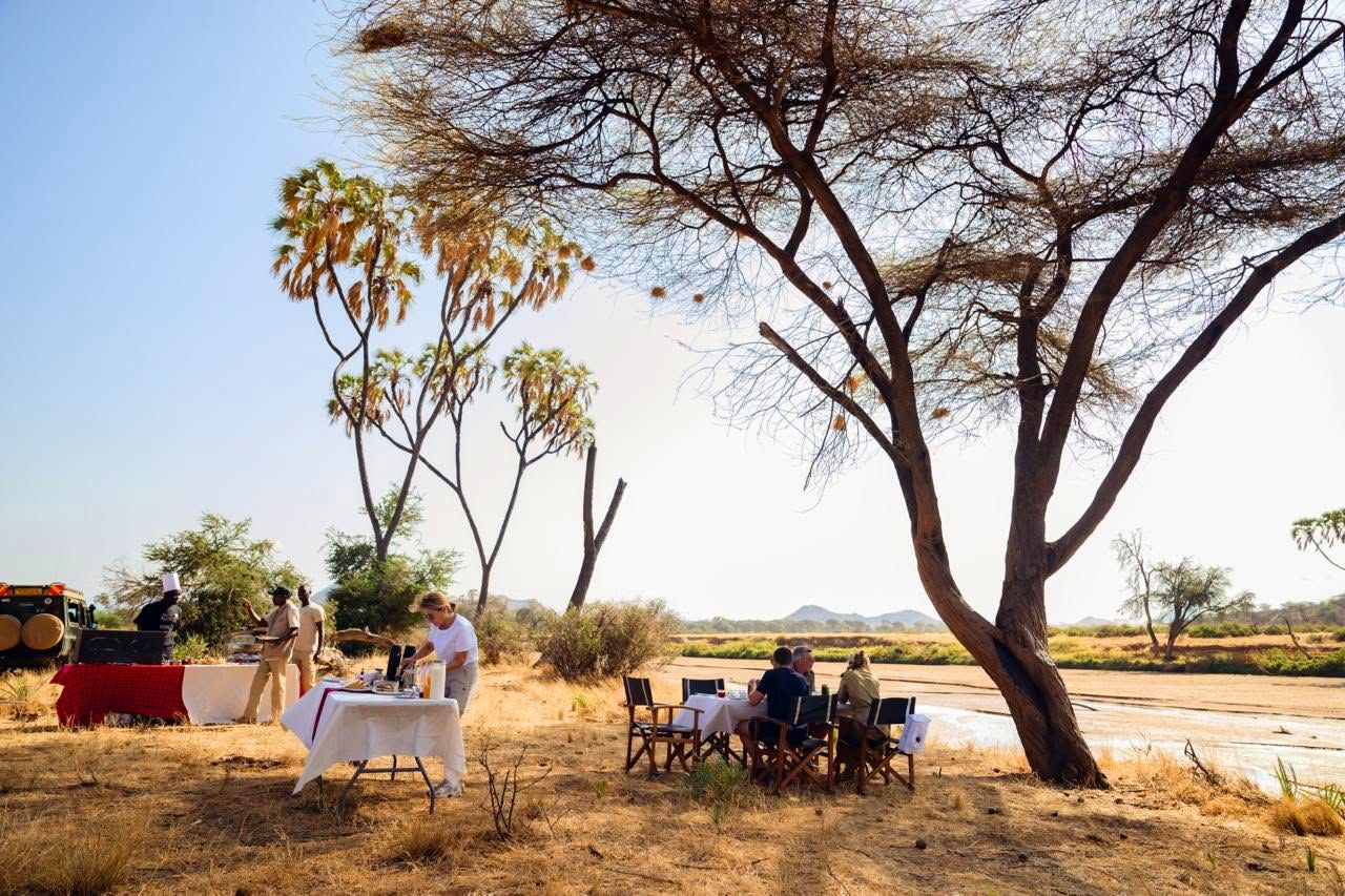 Bush breakfasts